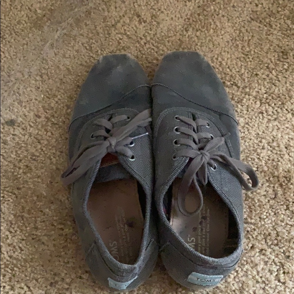 toms women’s shoe